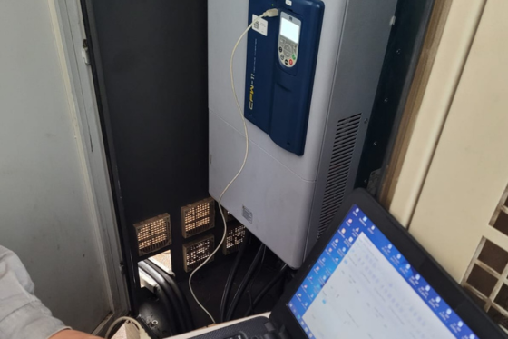 Manutenção em Inversor de Frequência | GGA Compressores 2